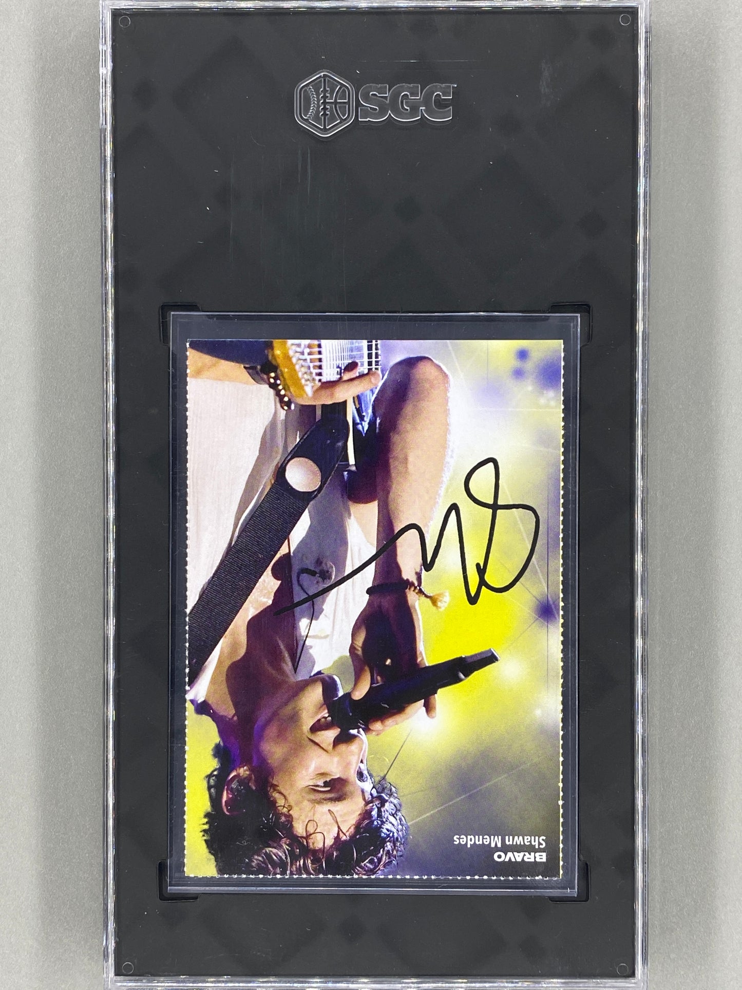 2019 Bravo Taylor Swift / Shawn Mendes Autogramm Karten (German) SGC 8 Pop 1 (Music)