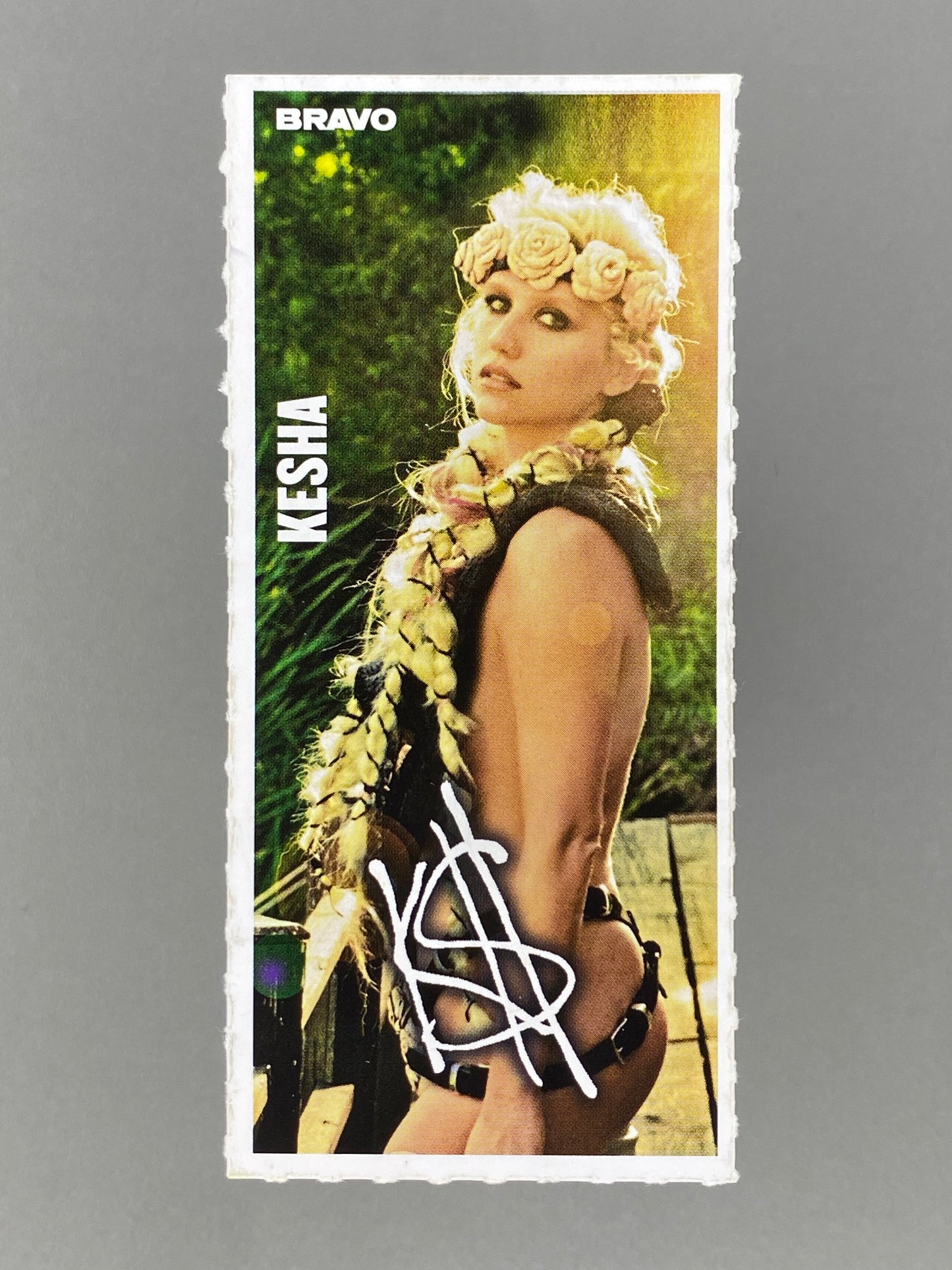 2013 Bravo Lady Gaga / Kesha Karta s Avtograf (Bulgaria) (Music)