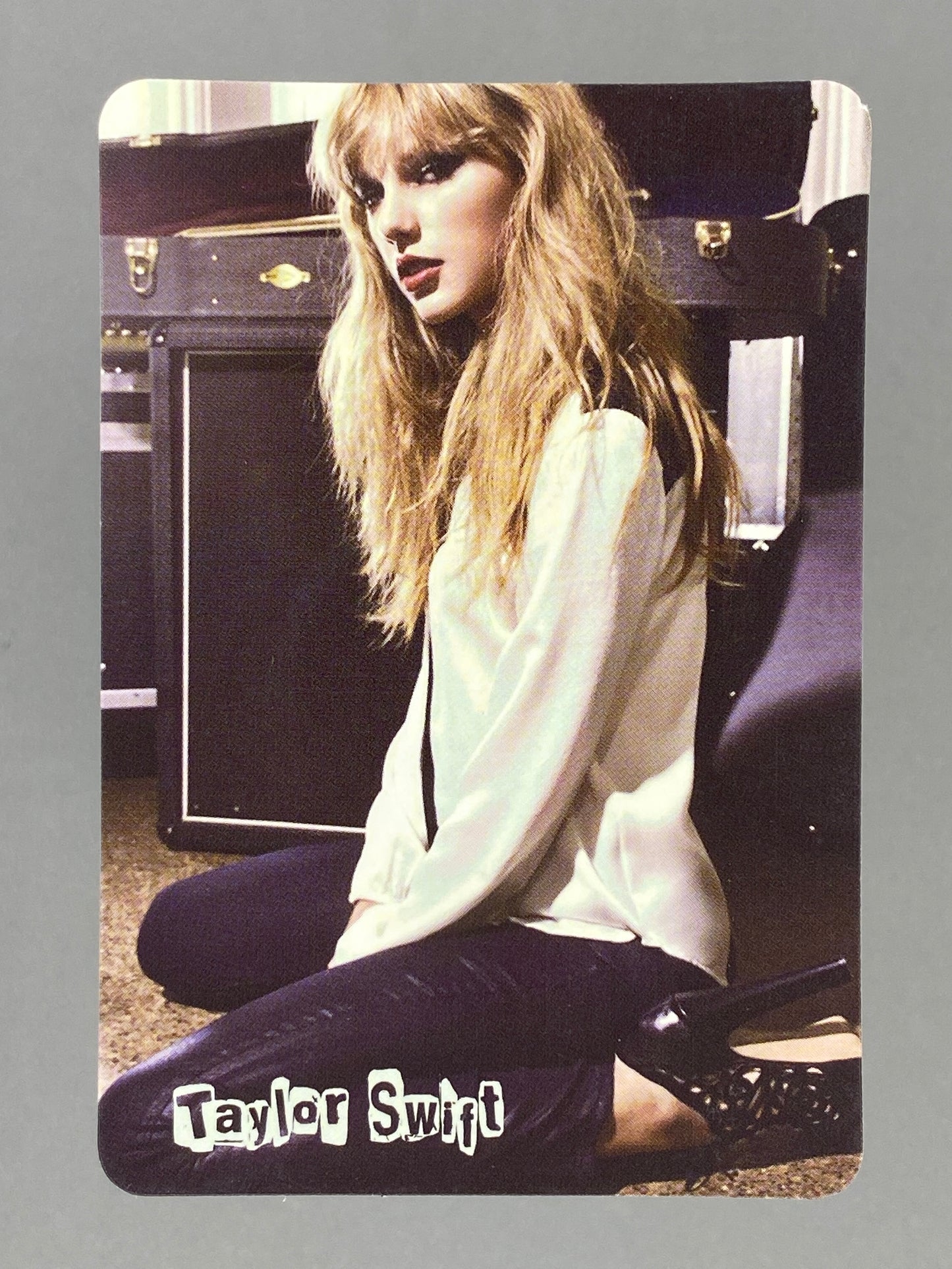 c 2012-2014 Yes! Card #10746 Taylor Swift Hong Kong (Music)