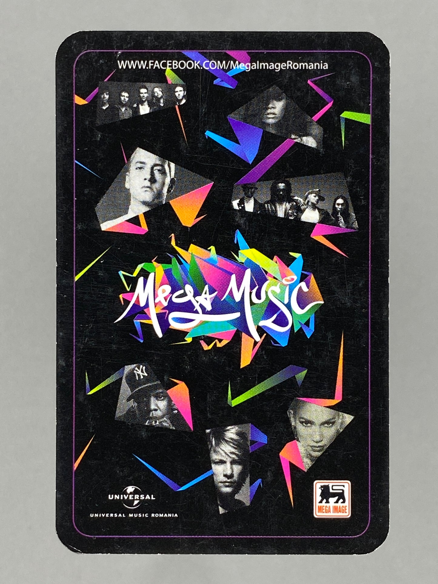 2012 Universal Music Rihanna Foil Autograph Card Mega Music (Romania) (Music)