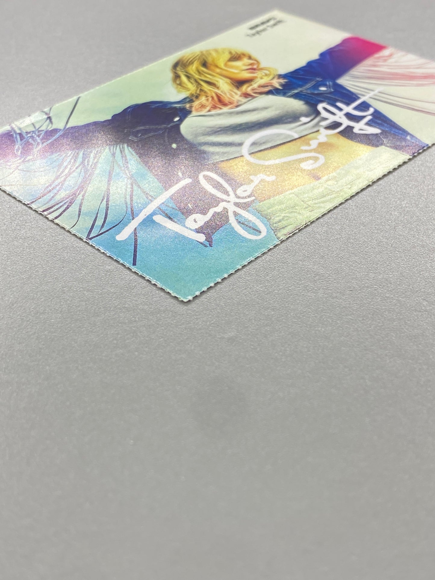 2019 Bravo Nr. 22 Taylor Swift / Shawn Mendes Autograph Card (Germany) (Music)