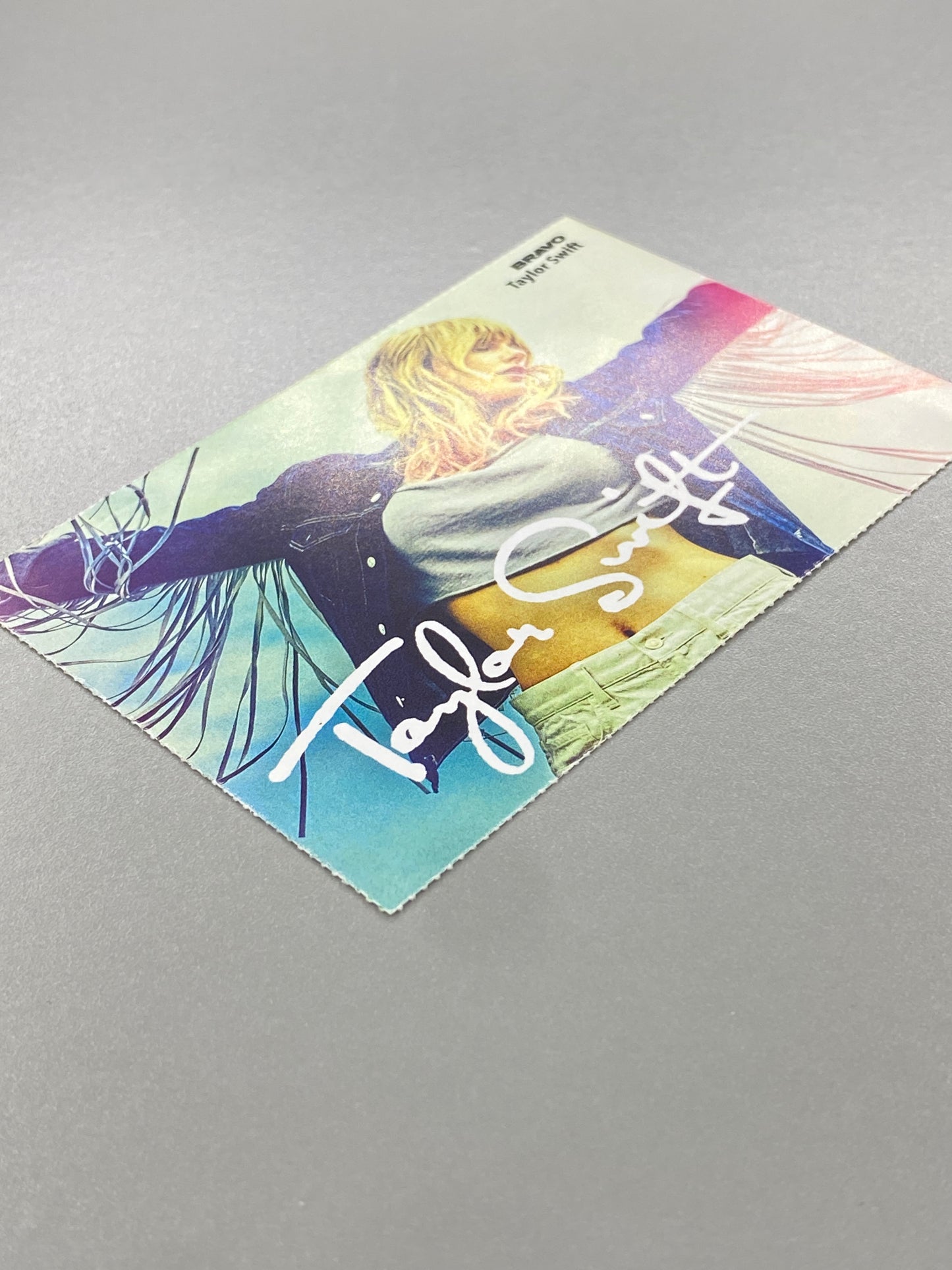 2019 Bravo Nr. 22 Taylor Swift / Shawn Mendes Autograph Card (Germany) (Music)