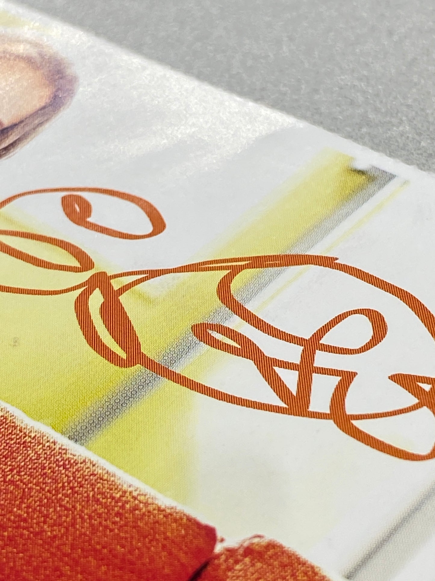 2009 Yeah! Taylor Swift / Emily Osment Autograph Card (Germany) (Music)