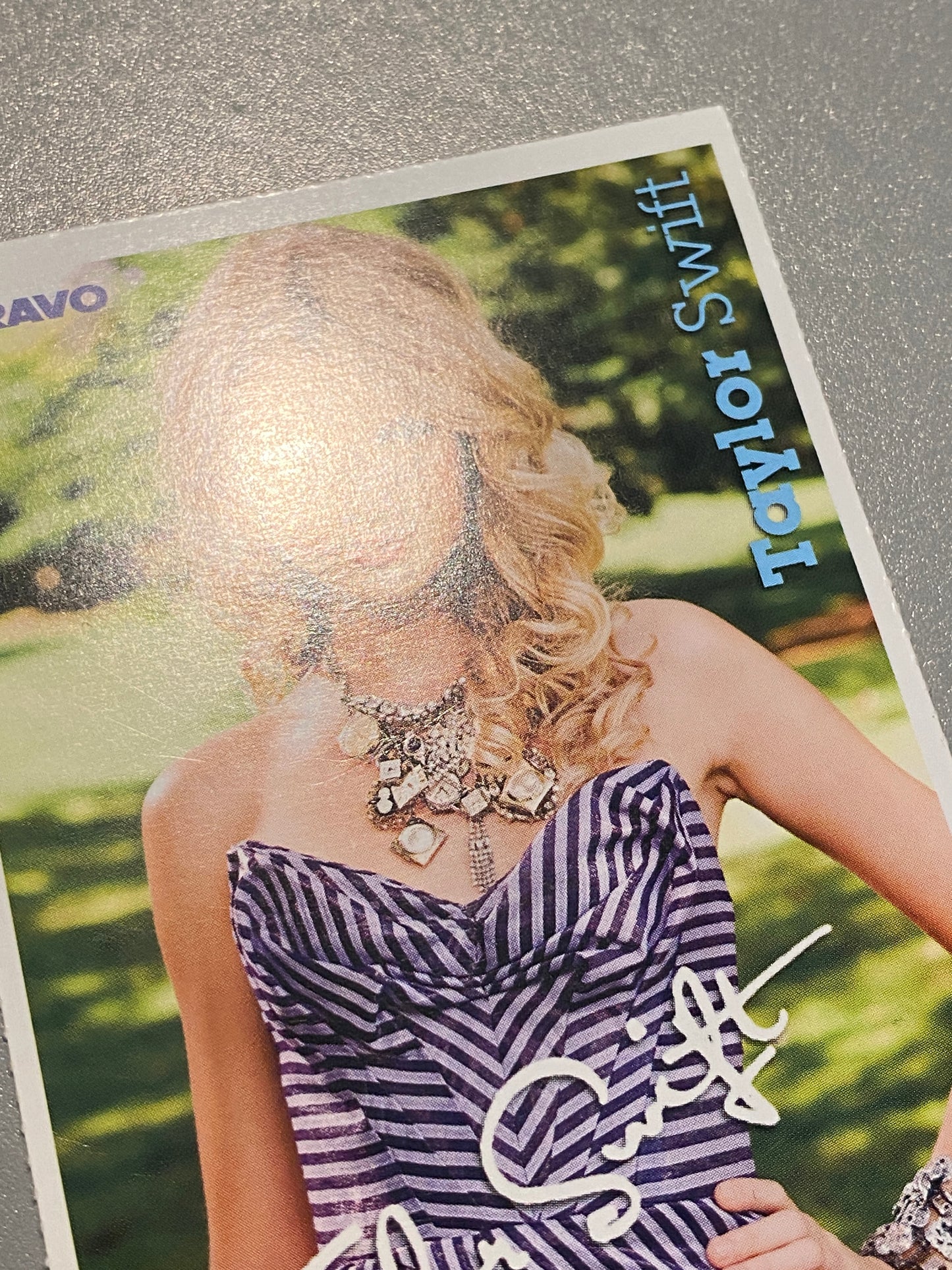 2011 Bravo Nr. 8 Taylor Swift / Jensen Ackles Autograph Card (Poland) (Music)