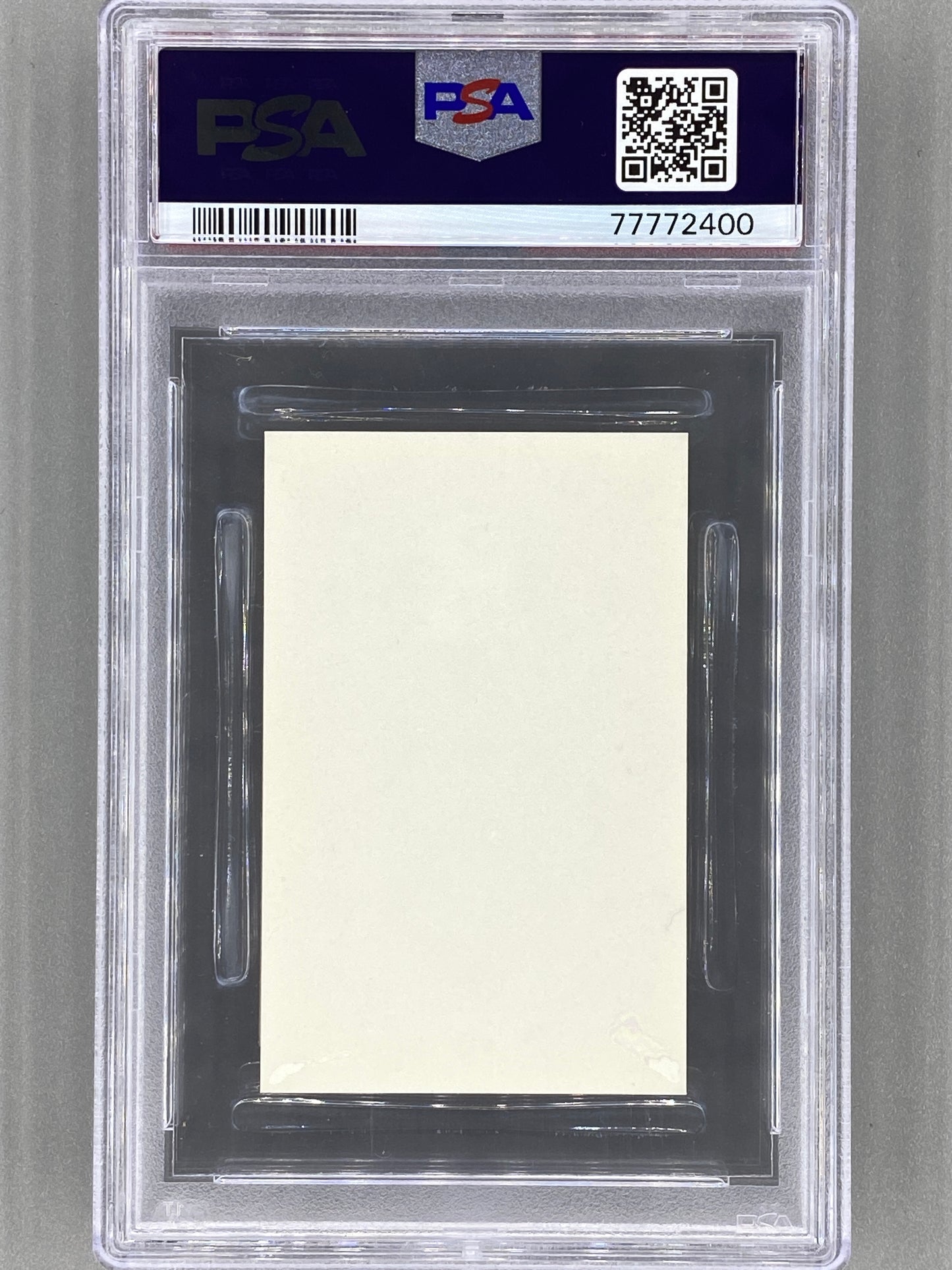 2019 Andra Filmserier #6 Angus Young Premium ROCK SHOT Serie Y PSA 9 Pop 5 (Music)
