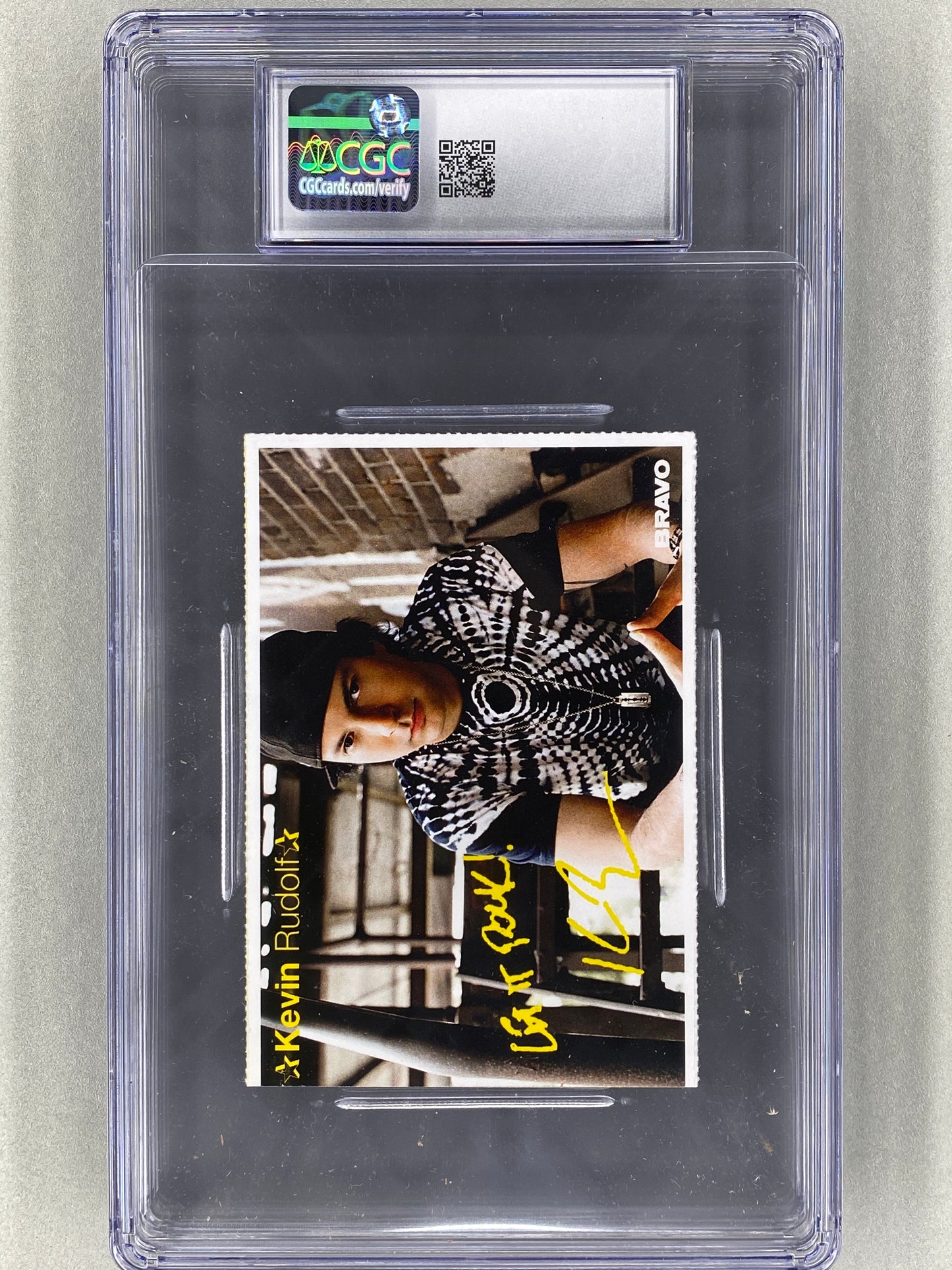 2009 Bravo Nr 12 Taylor Swift / Kevin Rudolph Autogrammkarten (Germany) CGC 6 Pop 1 (Music)