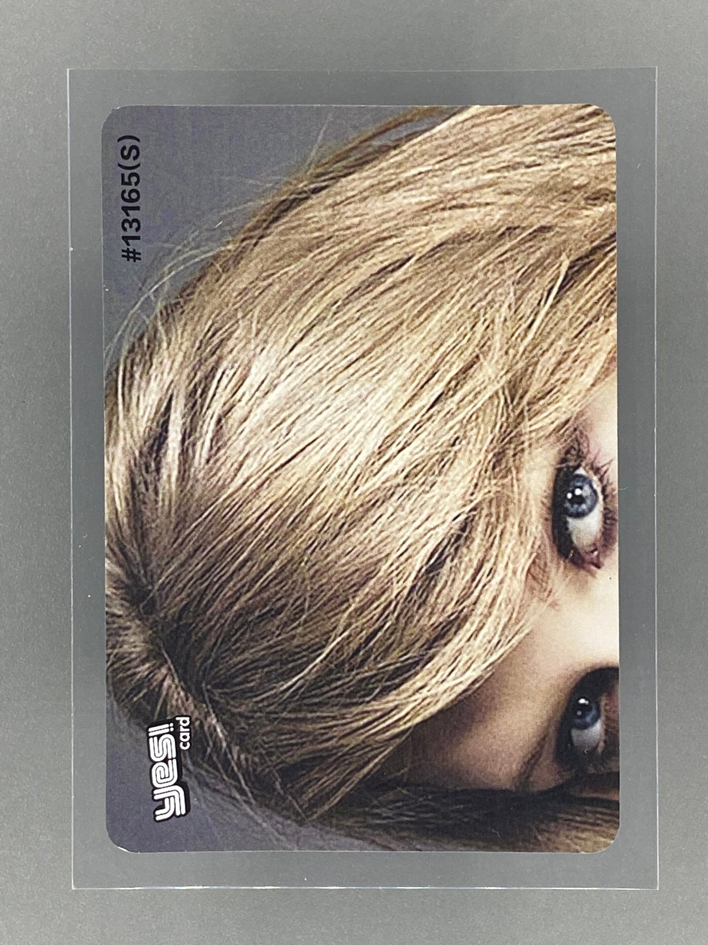 c 2012-2014 Yes! Card #13165S Taylor Swift Flash Hong Kong (Music)