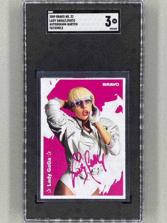 2009 Bravo NR 32 Lady Gaga / Demi Lovato Autogramm Karten (German) SGC 3 Pop 2 (Music)