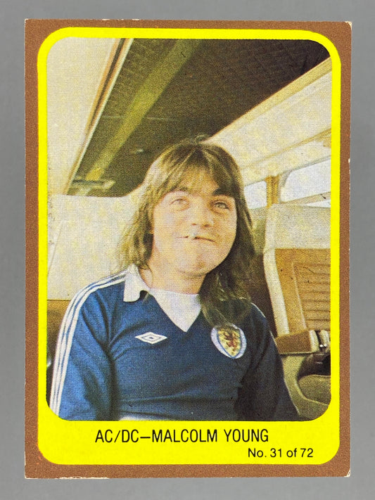 1977 Scanlens Popswops #31 AC/DC Malcolm Young (Australia) (Music)