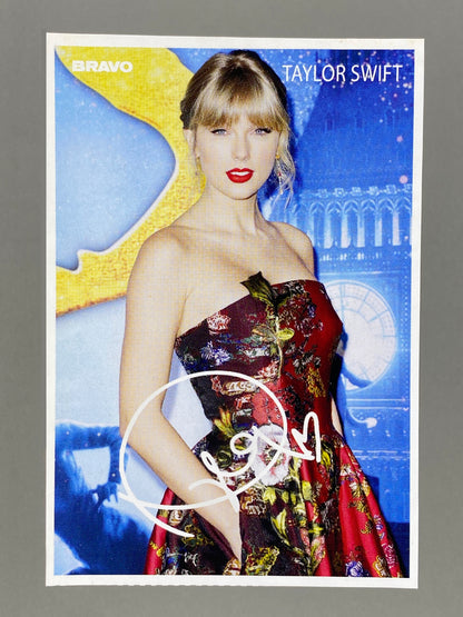 2020 Bravo Taylor Swift / Grant Gustin Karta s Avtograf (Bulgaria) (Music)