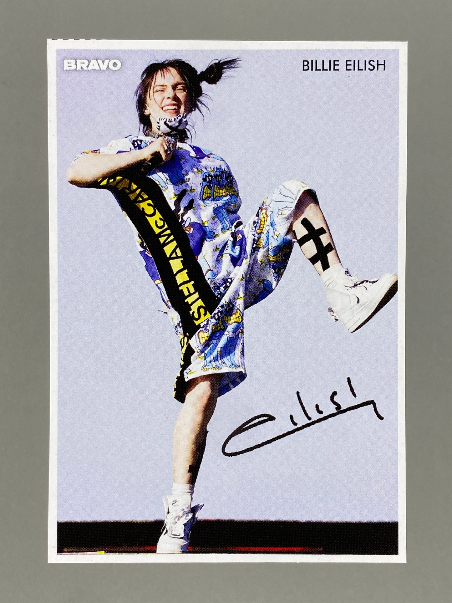 2019 Bravo Billie Eilish / Tom Holland Karta s Avtograf (Bulgaria) (Music)