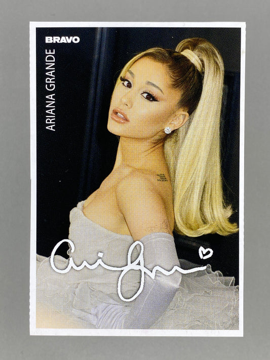 2020 Bravo Ariana Grande / Kiernan Shipka Karta s Avtograf (Bulgaria) (Music)