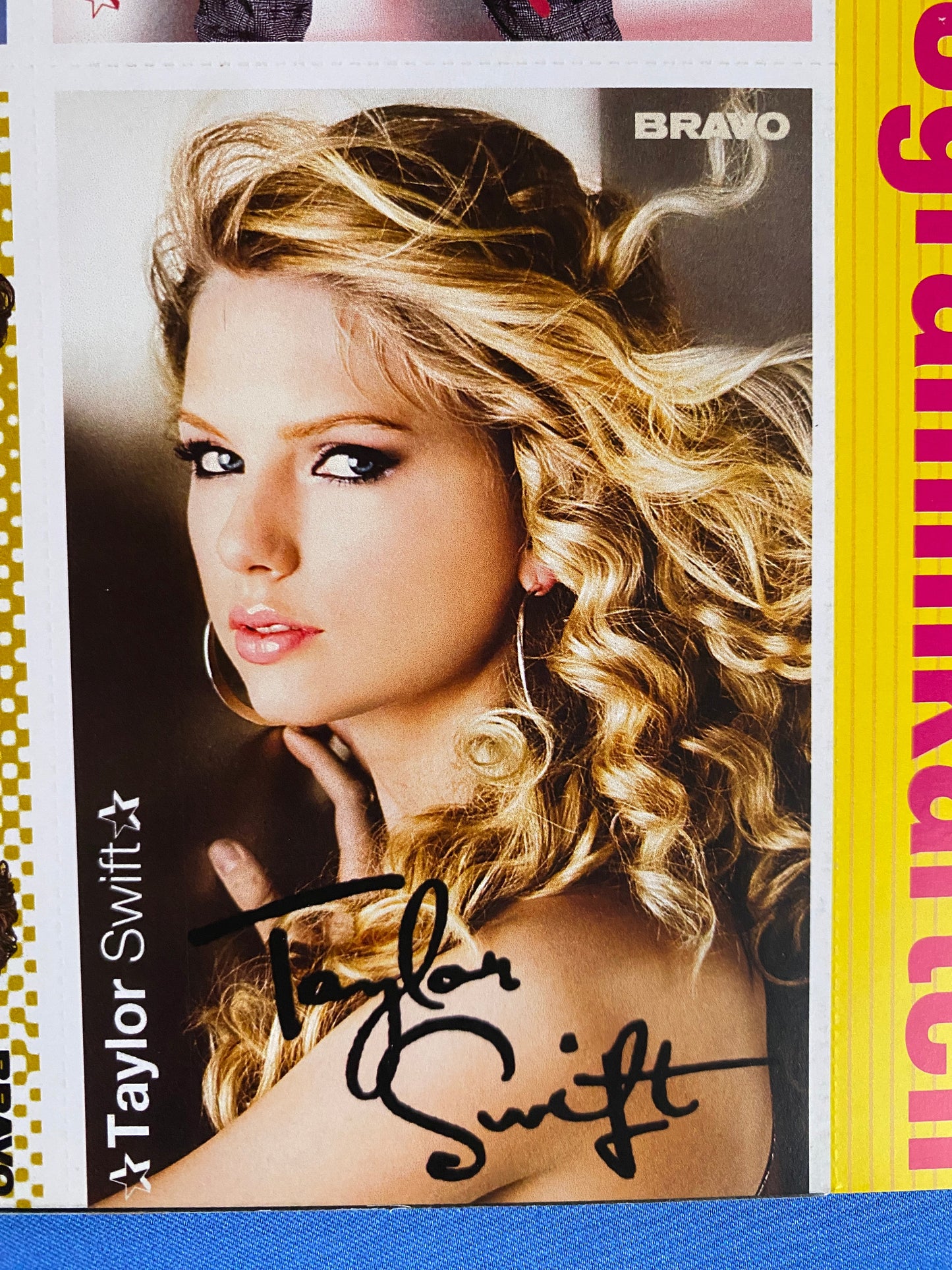 2009 Bravo Nr 12 Magazine Taylor Swift - w/ Complete 32 Card Insert Lot (Germany) (Music)