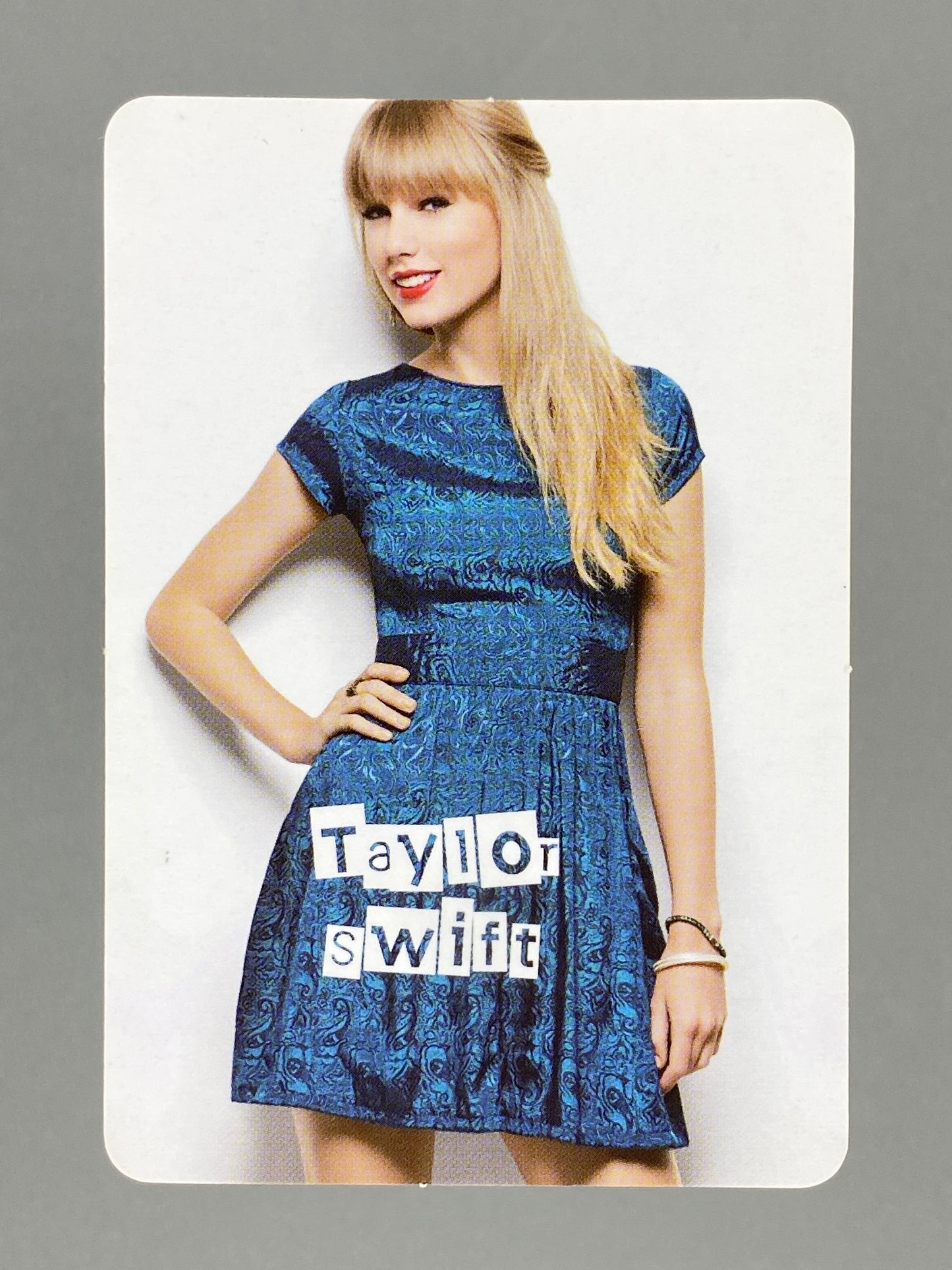c 2012-2014 Yes! Card #8930 / 8938 Taylor Swift 2 pc Puzzle Hong Kong (Music)