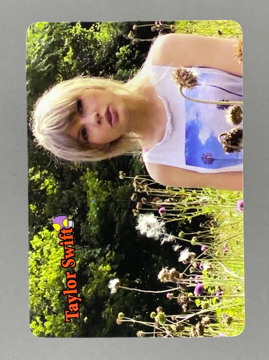 c 2012-2014 Yes! Card #8009 Taylor Swift Hong Kong (Music)