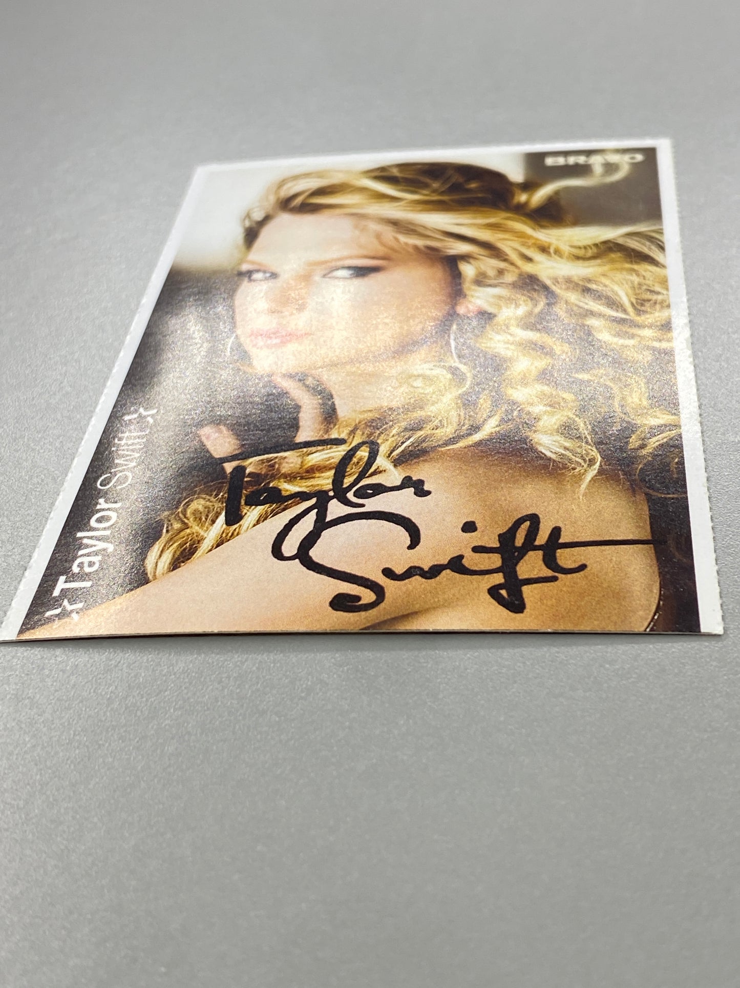 2009 Bravo Nr. 12 Taylor Swift / Kevin Rudolf Autograph Card (Germany) (Music)