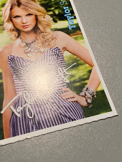 2011 Bravo Nr. 8 Taylor Swift / Jensen Ackles Autograph Card (Poland) (Music)