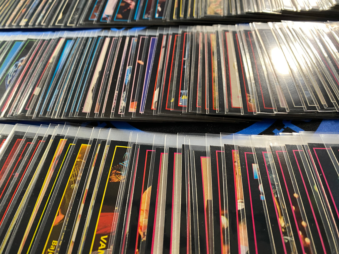 1994 Ultra Figus International Rock Cards Complete 200 Card Set (Argentina) (Music)