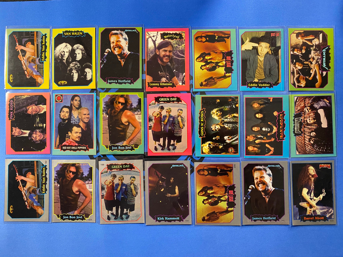 1997 Ultra Figus Rock Complete 200 Card/Sticker Nacional E Intl Set (Music)