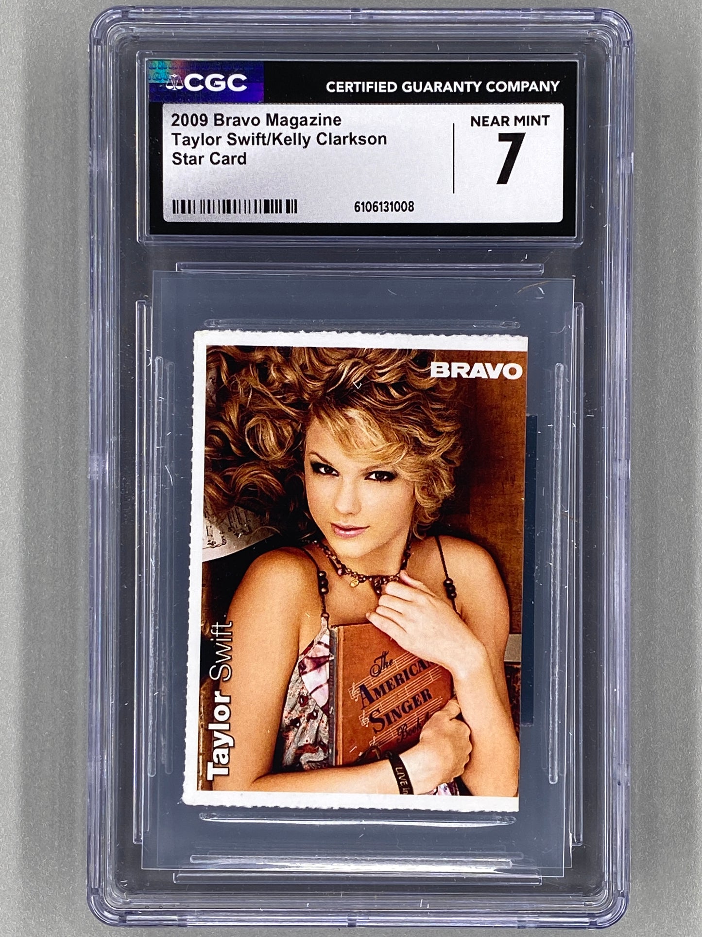 2009 Bravo Taylor Swift / Kelly Clarkson Star Card (Germany) CGC 7 Pop 1 (Music)