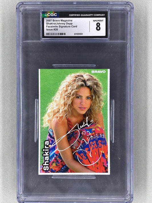 2007 Bravo Nr 28 Shakira / Johnny Depp Autogrammkarten (Germany) CGC 8 Pop 1 (Music)